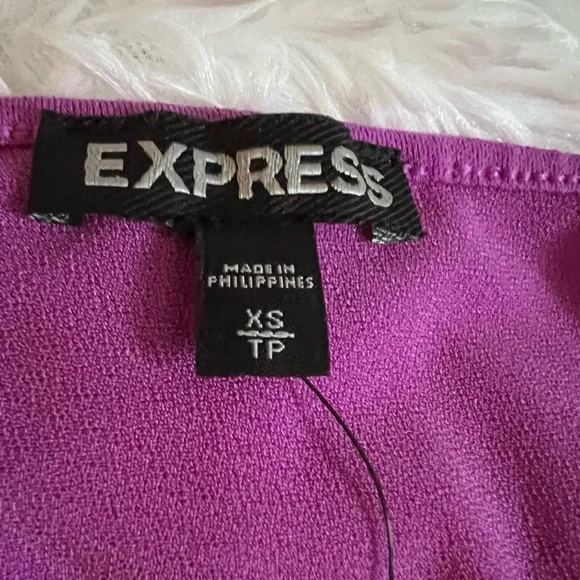 Express One Fuchsia Shoulder Top - Picture 7 of 9